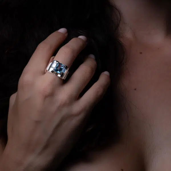 bague-tank-bleue