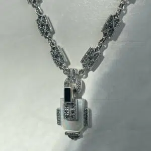 collier-argent-vintage