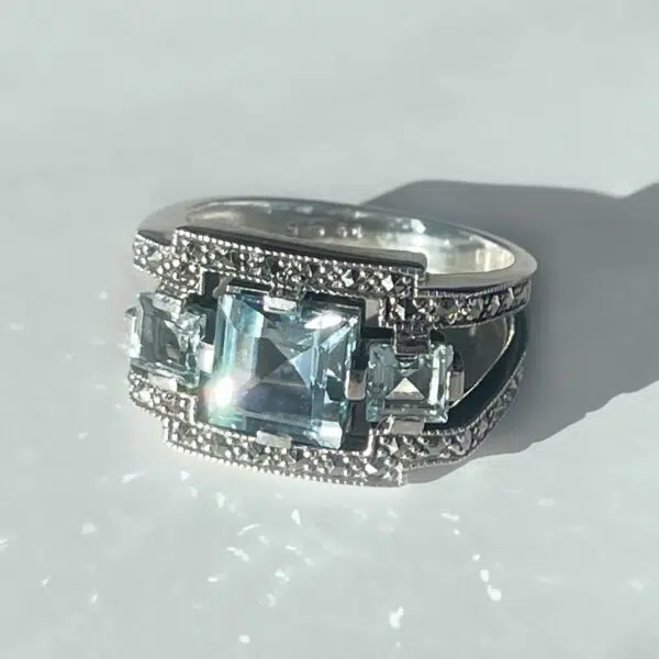 ring-art-deco-blue-stone