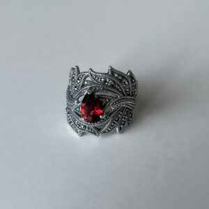 ring-garnet-silver