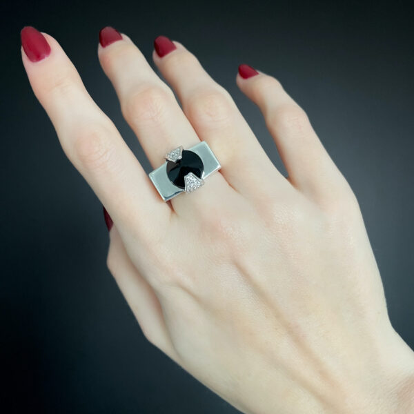 bague-art-deco-onyx-noir-naturel