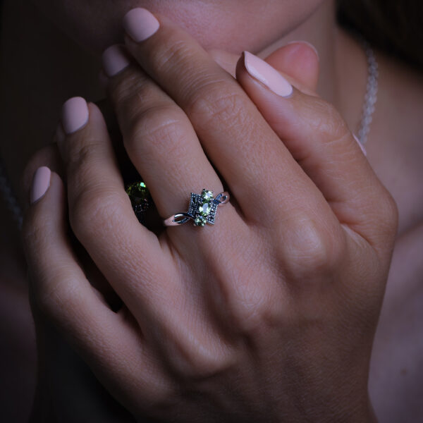bague-peridot-marcassite